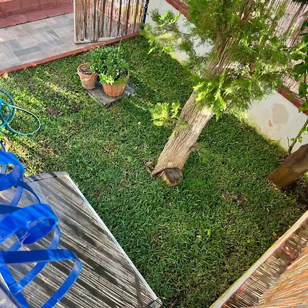 Villa Del Limone , Mondello Via Deucalione 18 ,via Miseno 18 Palermo